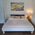 Modernes L Berge L Naehe Zermatt L Graechen
