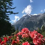 Modernes L Berge L Naehe Zermatt L Graechen