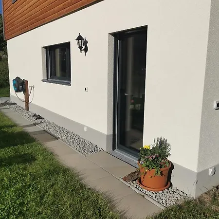Raemschfaedra Apartman *